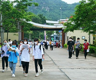Hơn 13.700 thí sinh tham gia kỳ thi tuyển vào lớp 10 ở Sơn La