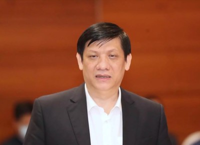 Phê chuẩn cách chức Bộ trưởng Y tế, bãi nhiệm tư cách đại biểu với ông Nguyễn Thanh Long
