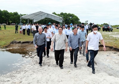 Thủ tướng Phạm Minh Chính khảo sát thực trạng mỏ sắt Thạch Khê