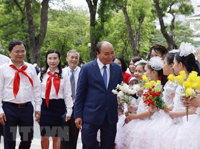 Chủ tịch nước Nguyễn Xuân Phúc dự lễ kỷ niệm 65 năm thành lập NXB Kim Đồng