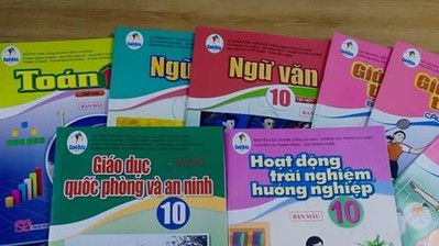 Phê duyệt danh mục sách giáo khoa lớp 3, lớp 7 và lớp 10 tại Hưng Yên