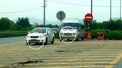 Bắc Ninh: Biến "đường xương cá" đầu cầu Như Nguyệt thành bãi đậu xe ?