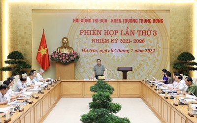Thủ tướng chủ trì Phiên họp thứ 3 Hội đồng Thi đua - Khen thưởng Trung ương
