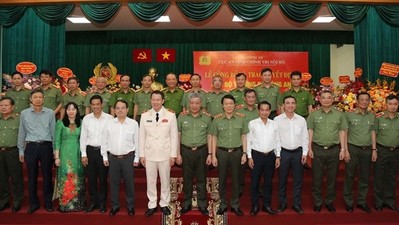 Bổ nhiệm Thiếu tướng Vũ Hồng Văn làm Cục trưởng An ninh chính trị nội bộ