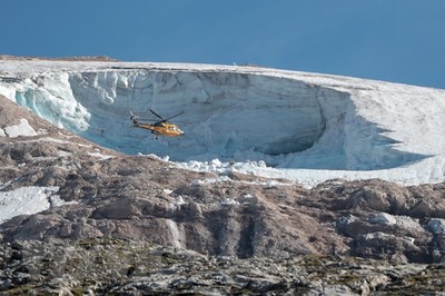 Ít nhất 10 người thiệt mạng trong vụ lở băng trên dãy Alps tại Italy