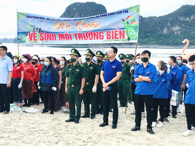 Quảng Ninh tổ chức “Ngày Chủ nhật xanh dọn vệ sinh môi trường biển”