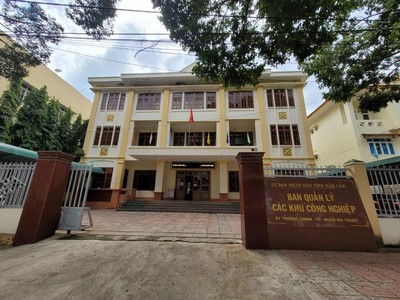Tiếp tục phê bình Trưởng ban quản lý các khu công nghiệp tỉnh Đắk Lắk