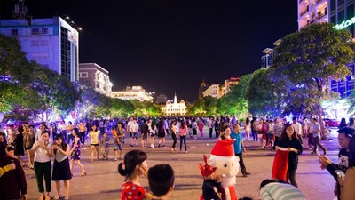 Đề xuất mở 22 tuyến đường đi bộ ở trung tâm TP. Hồ Chí Minh