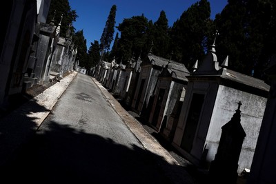 Hơn 1.000 ca tử vong do nắng nóng ở Bồ Đào Nha
