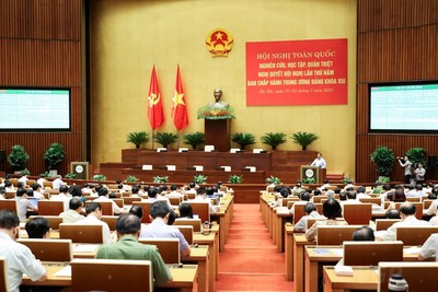 Bộ Chính trị tổ chức Hội nghị toàn quốc quán triệt Nghị quyết Trung ương 5 Khóa XIII