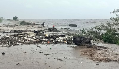 Cà Mau công bố tình huống khẩn cấp về thiên tai đối với sạt lở đê biển