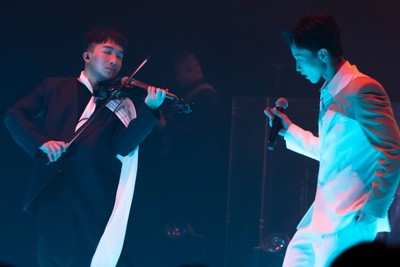 Từ EDM Violin đến “multi show”: Hoàng Rob chinh phục giấc mơ đại chúng violin