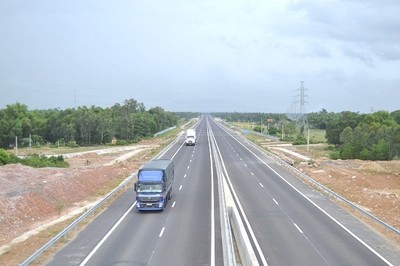 Rà soát điều chỉnh làn dừng xe khẩn cấp cao tốc Cam Lâm - Vĩnh Hảo