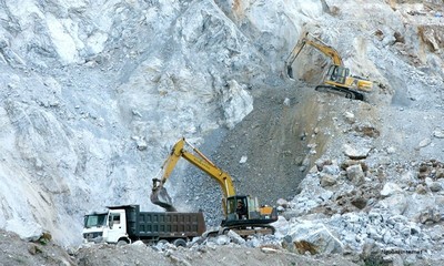 Đề nghị tăng 150 % phí bảo vệ môi trường đối với khai thác khoáng sản làm VLXD