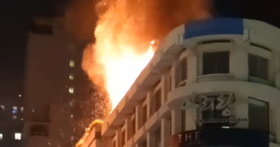 TP.Hồ Chí Minh: Cháy ở tòa nhà 5 tầng gần phố đi bộ Nguyễn Huệ