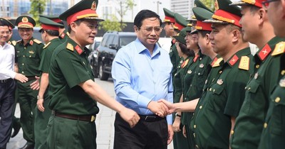 Thủ tướng Phạm Minh Chính làm việc với Tập đoàn Viettel