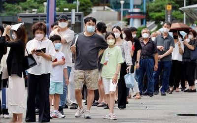 Hàn Quốc ghi nhận số ca tử vong do COVID-19 cao nhất trong 3 tháng qua