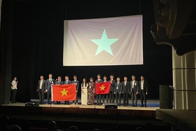 Đoàn học sinh Việt giành 7 giải thưởng tại Olympic Vật lý thiên văn quốc tế