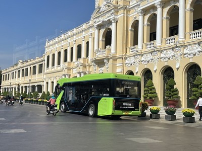 Đề xuất dùng xe điện cho tuyến BRT đầu tiên của TP.HCM