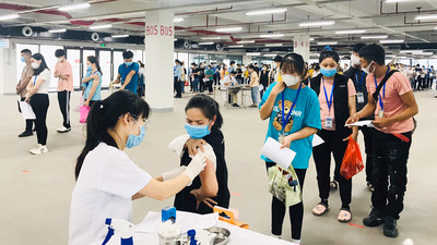 Bắc Giang: Hết tháng 8 sẽ có 100% công nhân KCN tiêm vắc-xin Covid-19 mũi 2