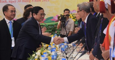 Thủ tướng Phạm Minh Chính gặp mặt biểu dương các tổ chức tôn giáo
