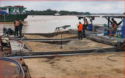 Bộ đội Biên phòng TP.HCM: Bắt giữ nhiều vụ vận chuyển cát trái phép trên sông Đồng Nai