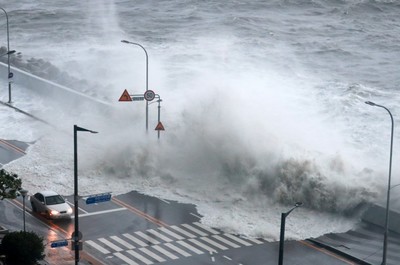 Hàn Quốc: Hàng nghìn người sơ tán do Siêu bão Hinnamnor