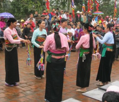 Tổ chức bảo tồn Lễ hội truyền thống tiêu biểu các dân tộc thiểu số năm 2022