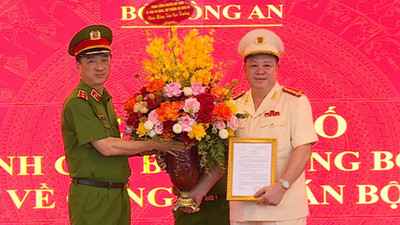 Đại tá Nguyễn Quốc Hùng làm Cục trưởng Quản lý hành chính về TTXH