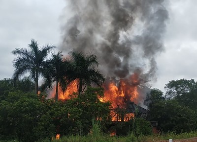 Phú Thọ: Cháy lớn khiến ngôi nhà 2 tầng bị “thiêu rụi” hoàn toàn