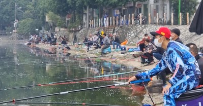 Chủ tịch UBND thành phố Hà Nội chỉ đạo kiểm tra, xử lý nghiêm câu cá trái phép ở hồ công ích