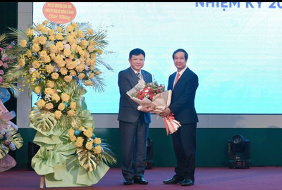 Công bố quyết định công nhận Giám đốc Đại học Thái Nguyên