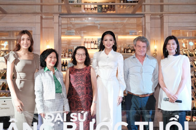 Hoa hậu Ngọc Châu trở thành đại sứ của Quỹ nâng bước tuổi thơ