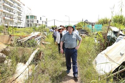 Thủ tướng kiểm tra các dự án bệnh viện Trung ương tuyến cuối tại Hà Nam chậm tiến độ