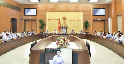 Khai mạc Phiên họp chuyên đề tháng 9 của Ủy ban Thường vụ Quốc hội