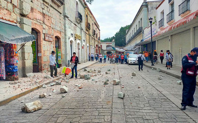 Mexico: Động đất mạnh, người dân thủ đô tháo chạy khỏi nhà