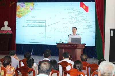 Trung tâm Đào tạo và Bồi dưỡng nghiệp vụ Cảnh sát biển đẩy mạnh công tác dân vận