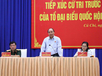Chủ tịch nước Nguyễn Xuân Phúc tiếp xúc cử tri huyện Củ Chi