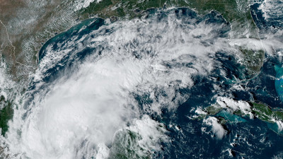 Bão nhiệt đới Karl hình thành ở Vịnh ngoài khơi bờ biển phía nam Mexico