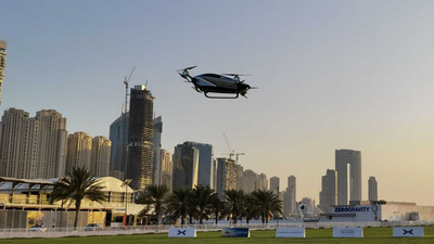 “Ô tô bay” của Trung Quốc thực hiện chuyến bay công khai đầu tiên tại Dubai