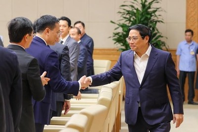 Thủ tướng Chính phủ Phạm Minh Chính gặp mặt lãnh đạo các ngân hàng thương mại