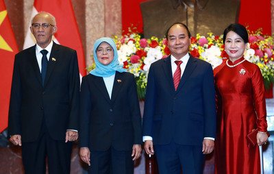 Chủ tịch nước chủ trì lễ đón Tổng thống Singapore
