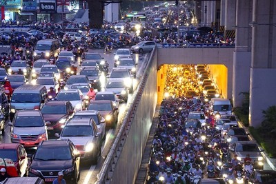 Lập gần 100 trạm thu phí vào nội đô Hà Nội, liệu có khả thi?
