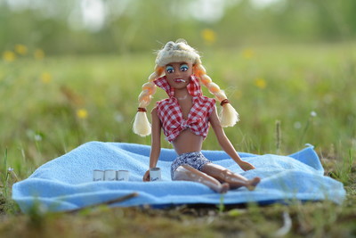 Búp bê Barbie được làm từ rác nhựa tái chế