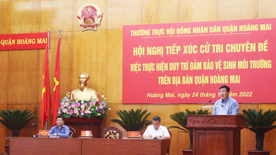 Hà Nội: Quận Hoàng Mai tiếp xúc cử tri chuyên đề về bảo đảm vệ sinh môi trường