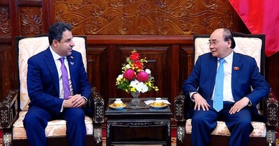 Chủ tịch nước Nguyễn Xuân Phúc tiếp Đại sứ Các tiểu vương quốc Arab thống nhất đến chào từ biệt