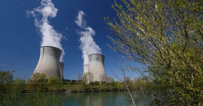 Pháp khởi động lại lò phản ứng hạt nhân do lo ngại thiếu điện vào mùa đông