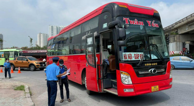 Hà Nội: Hơn 1.200 xe khách, xe tải vi phạm bị xử lý trong tháng 10/2022