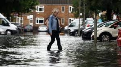 Người dân London chuẩn bị cho lũ lụt nhiều hơn trước tình trạng biến đổi khí hậu
