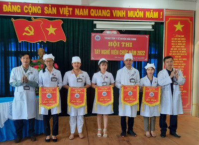 Trung tâm y tế huyện Đắk Song: Tổ chức Hội thi tay nghề viên chức năm 2022